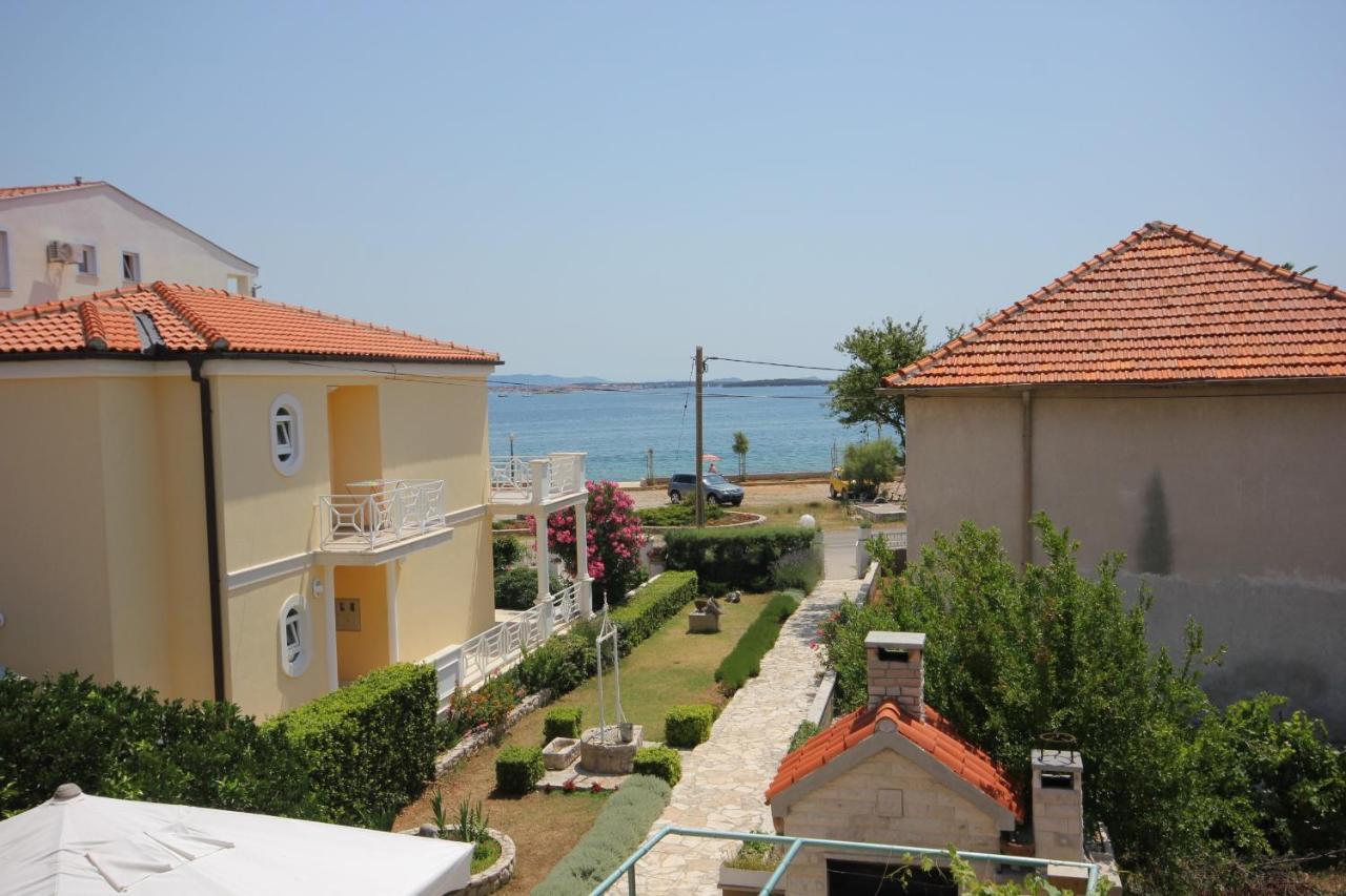 Rooms By The Sea Pasman - 8223 Εξωτερικό φωτογραφία