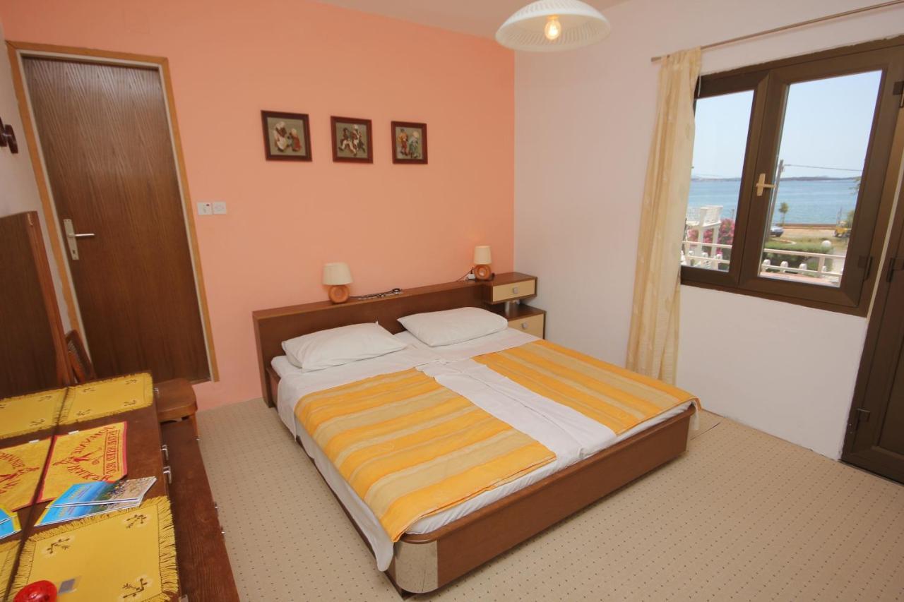 Rooms By The Sea Pasman - 8223 Εξωτερικό φωτογραφία